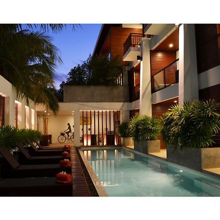 Phuket Bike Resort Bang Tao Beach  Buitenkant foto