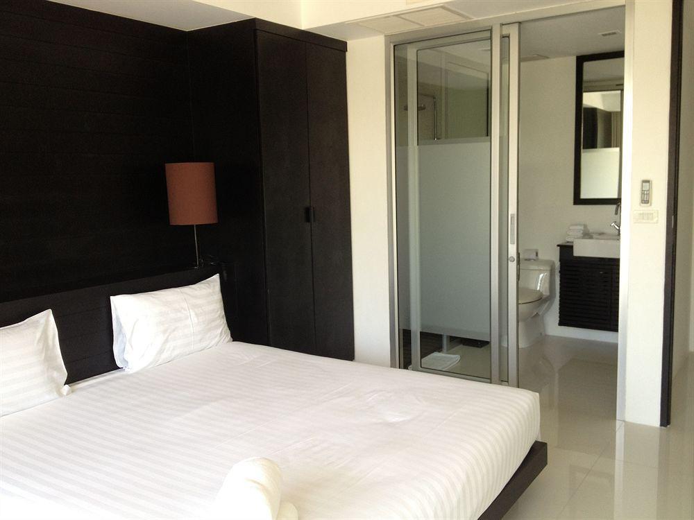 Phuket Bike Resort Bang Tao Beach  Buitenkant foto